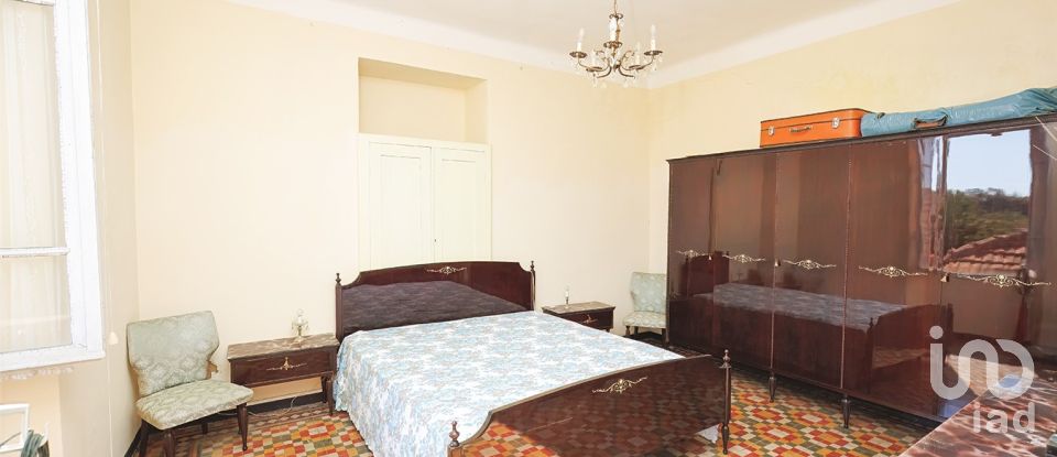 Appartamento 6 locali di 102 m² a Prelà (18020)