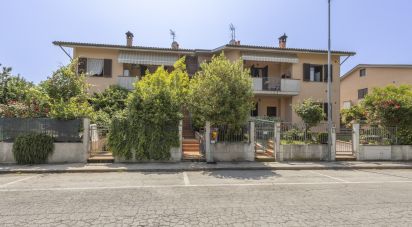 Quadrilocale di 126 m² a Loreto (60025)