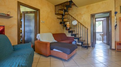 Quadrilocale di 126 m² a Loreto (60025)