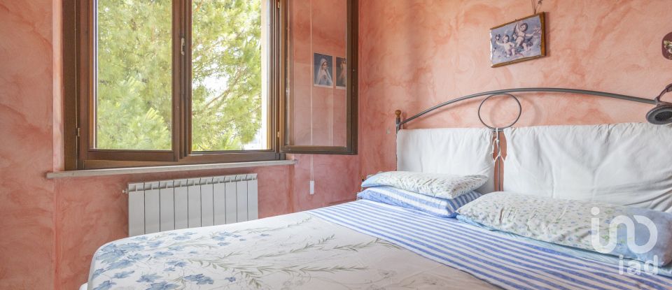 Quadrilocale di 126 m² a Loreto (60025)