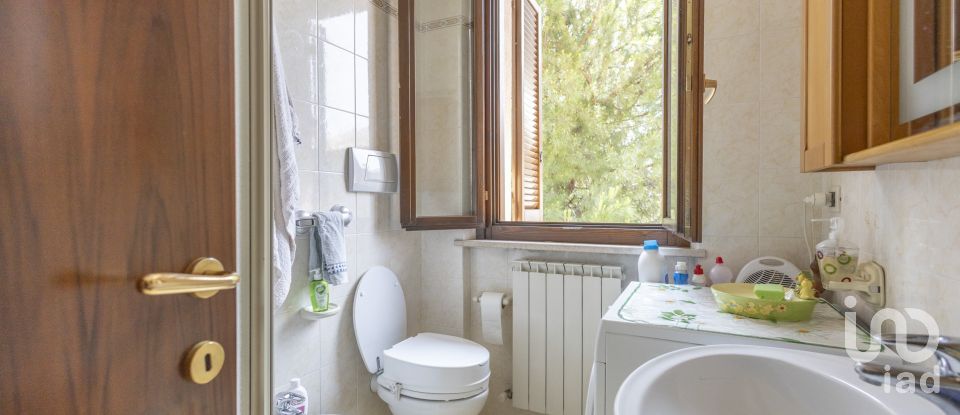 Quadrilocale di 126 m² a Loreto (60025)