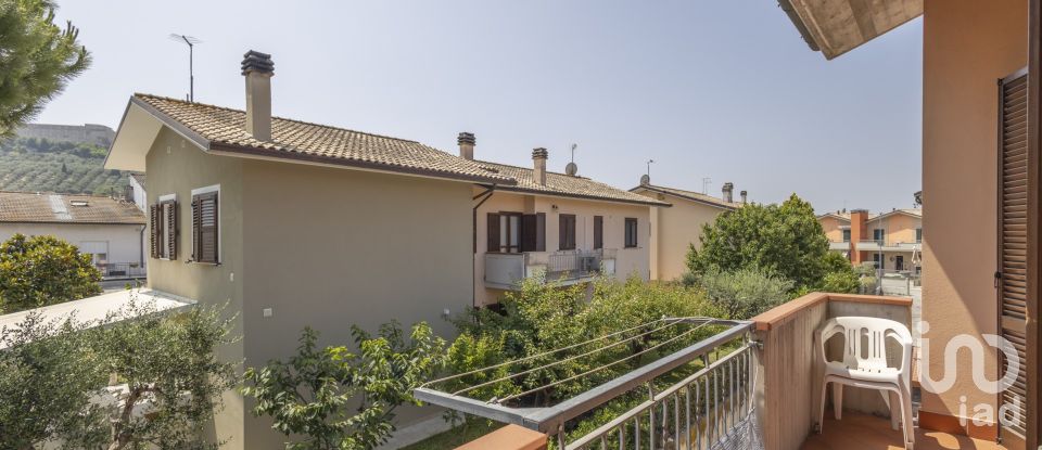 Quadrilocale di 126 m² a Loreto (60025)