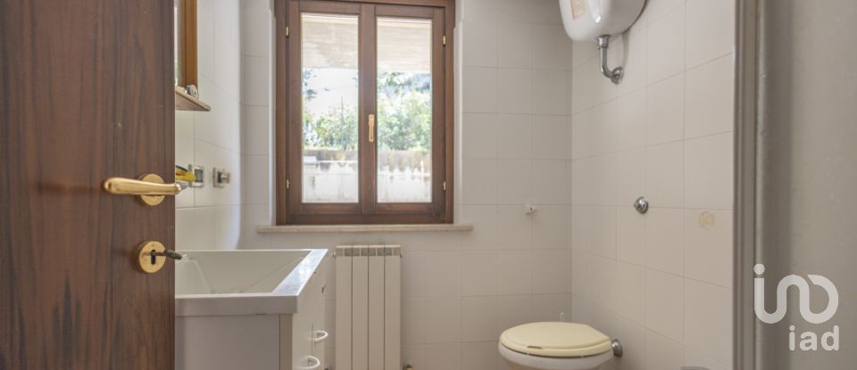 Quadrilocale di 126 m² a Loreto (60025)