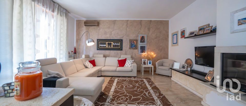 Casa indipendente / Villa 5 locali di 250 m² in Massa Fiscaglia (44025)