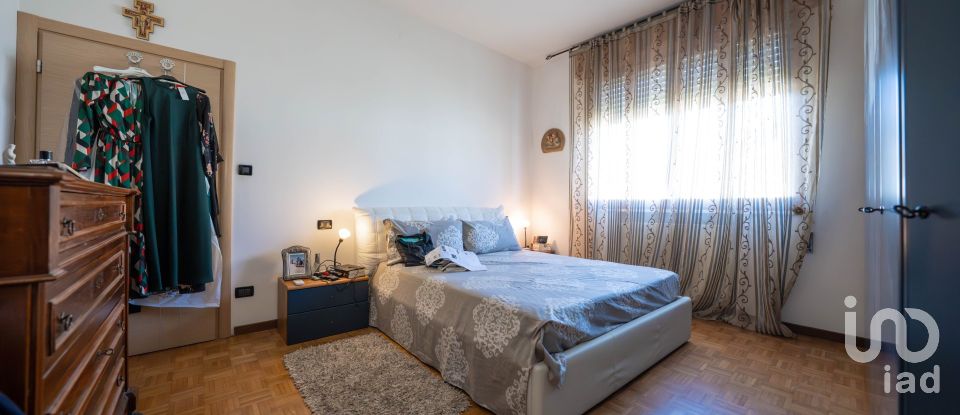 Casa indipendente / Villa 5 locali di 250 m² in Massa Fiscaglia (44025)