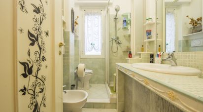 Trilocale di 80 m² a Genova (16144)