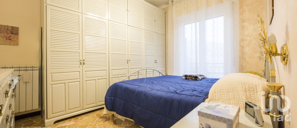 Trilocale di 80 m² a Genova (16144)