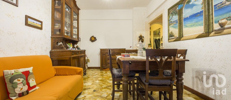 Trilocale di 80 m² a Genova (16144)