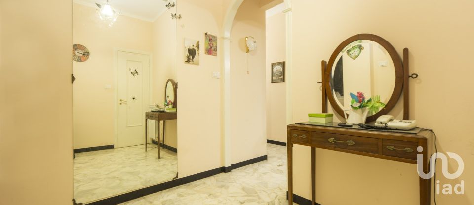 Trilocale di 80 m² a Genova (16144)