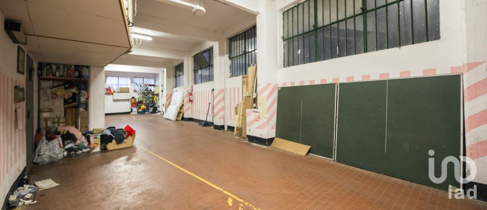 Trilocale di 80 m² a Genova (16144)