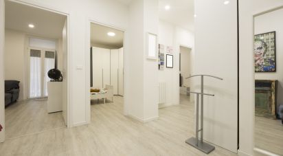 Appartamento 0 locali di 85 m² a Genova (16145)