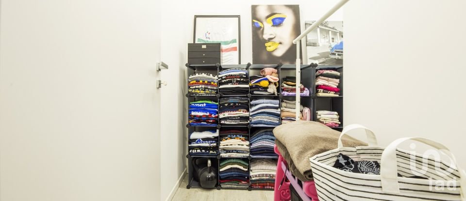 Apartment 0 rooms of 85 m² in Genova (16145)