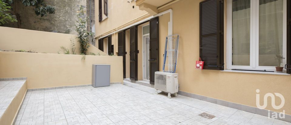 Apartment 0 rooms of 85 m² in Genova (16145)