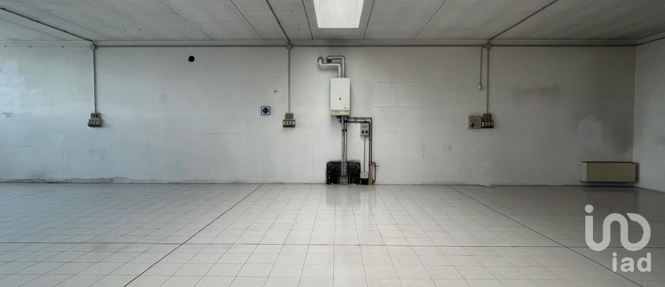 Capannone di 248 m² in Dueville (36031)