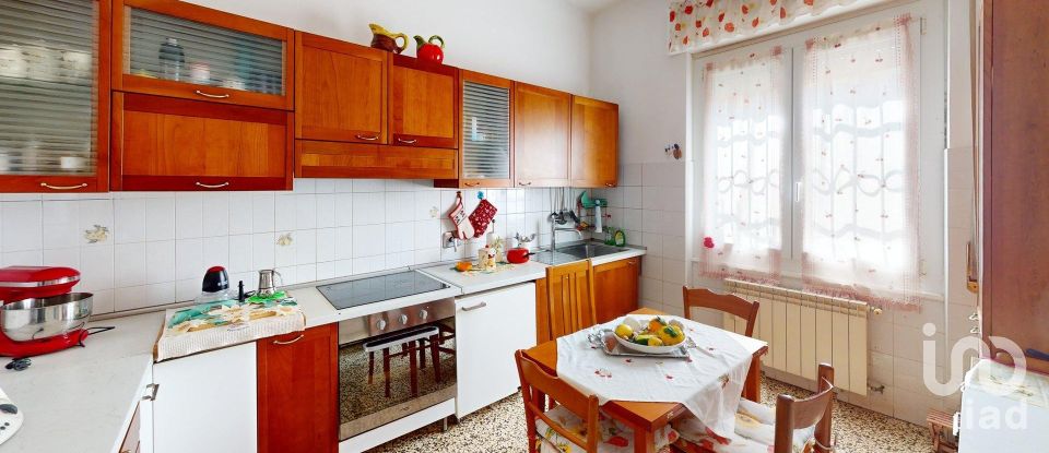 Appartamento 5 locali di 76 m² a Bargagli (16021)