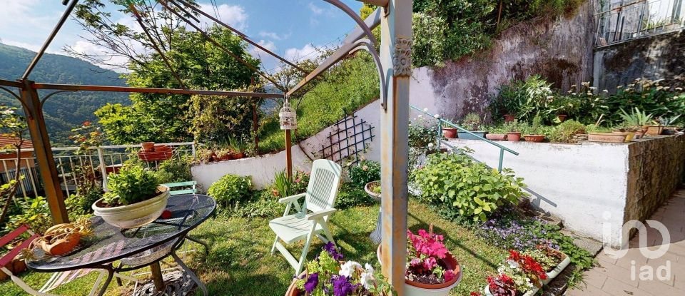 Appartamento 5 locali di 76 m² a Bargagli (16021)