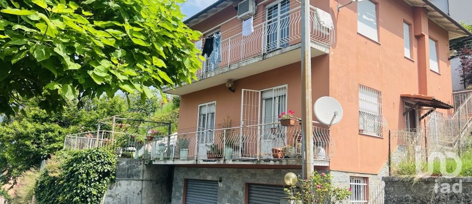 Appartamento 5 locali di 76 m² a Bargagli (16021)