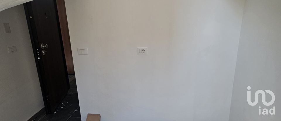 Loft 1 room of 10 m² in Torino (10152)