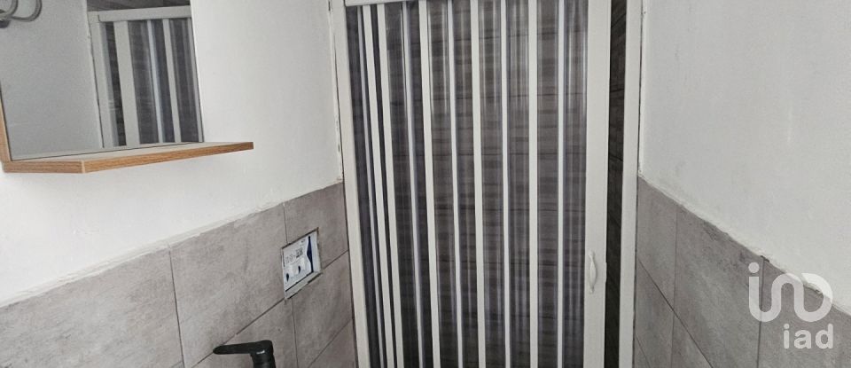 Loft 1 room of 10 m² in Torino (10152)