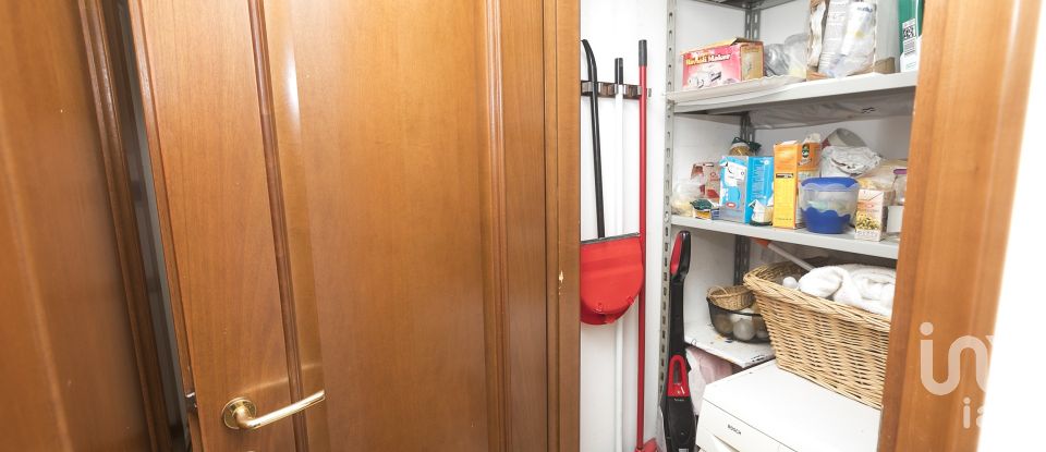 Apartment 7 rooms of 92 m² in Arenzano (16011)