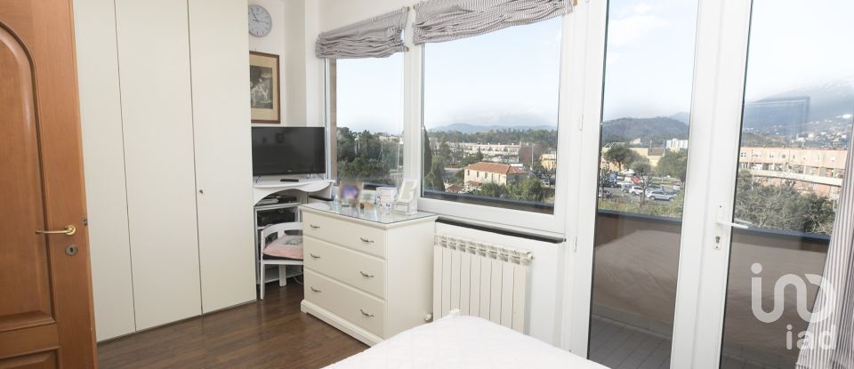 Apartment 7 rooms of 92 m² in Arenzano (16011)