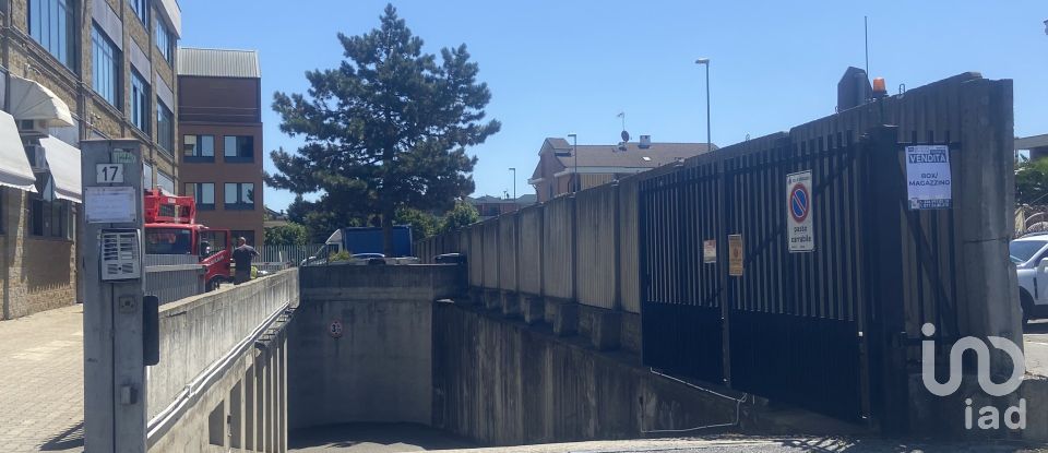 Posto auto di 38 m² in Grugliasco (10095)