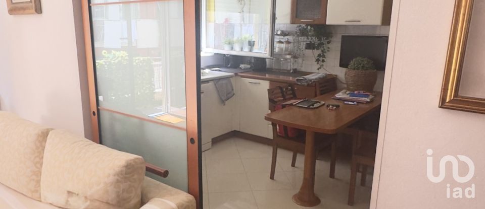 Apartment 6 rooms of 120 m² in Genova (16131)