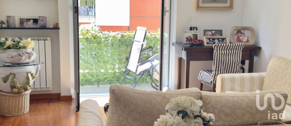 Apartment 6 rooms of 120 m² in Genova (16131)