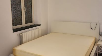 Four-room apartment of 55 m² in Genova (16164)
