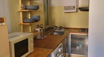 Four-room apartment of 55 m² in Genova (16164)