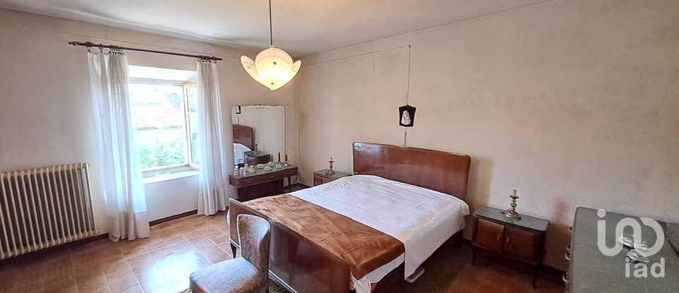 Townhouse 5 rooms of 116 m² in Alessandria (15122)