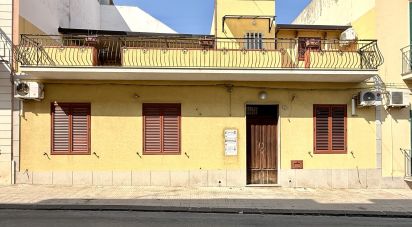 House 3 rooms of 118 m² in Avola (96012)