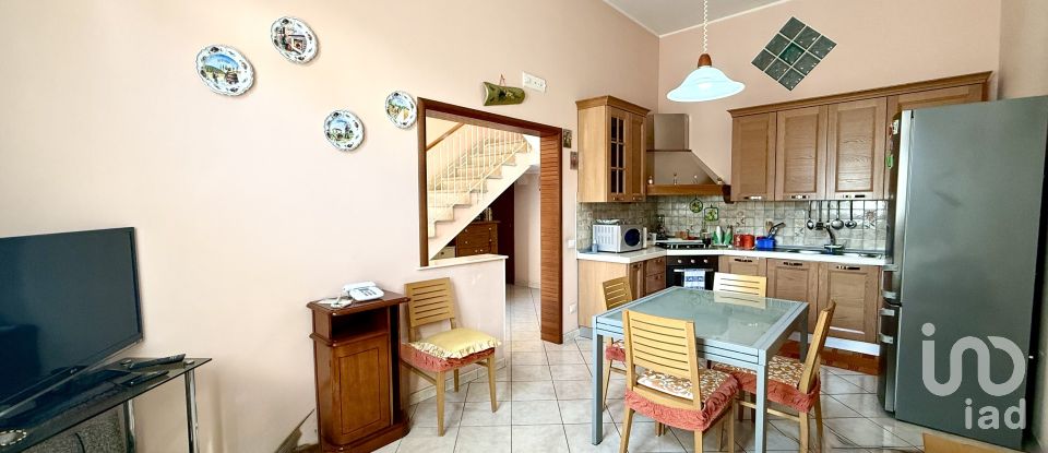 House 3 rooms of 118 m² in Avola (96012)