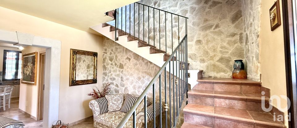 Farm 3 rooms of 249 m² in Avola (96012)