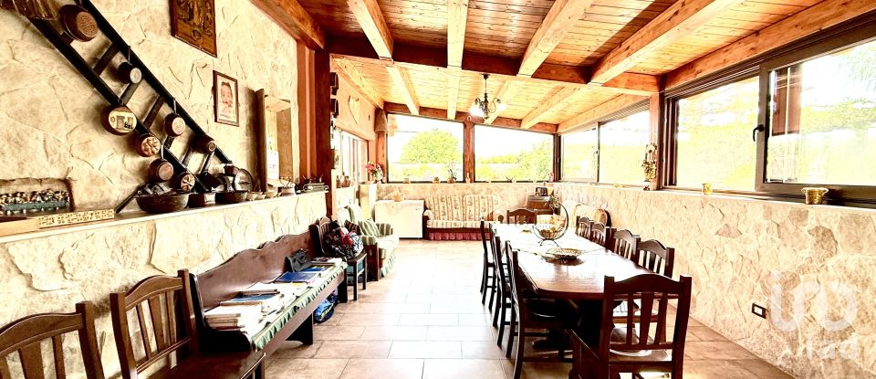 Farm 3 rooms of 249 m² in Avola (96012)