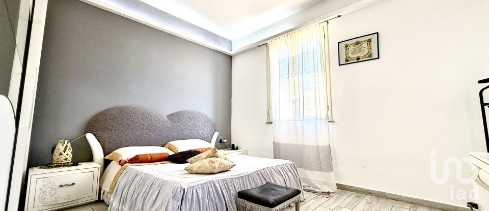 Casale 4 locali di 200 m² in Avola (96012)