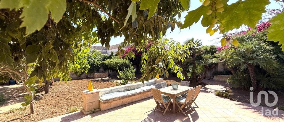 Casa indipendente 4 locali di 174 m² in Noto (96017)