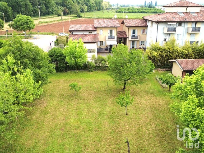 Terreno di 1.500 m² in Montichiari (25018)
