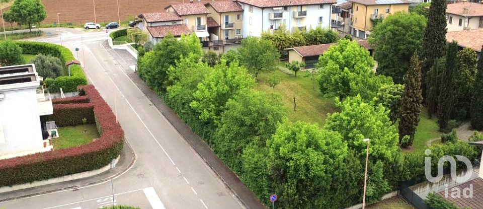 Terreno di 1.500 m² in Montichiari (25018)