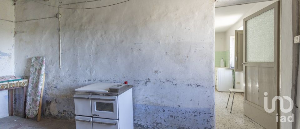 House 3 rooms of 240 m² in Offagna (60020)