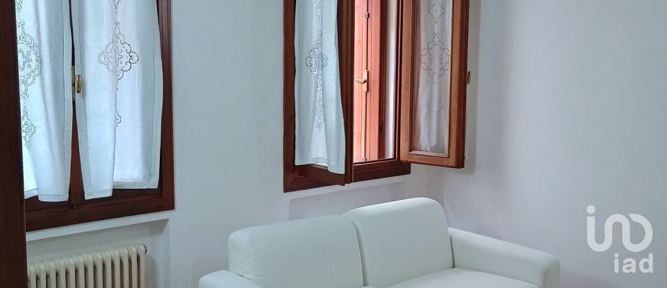 Three-room apartment of 65 m² in Vicenza (36100)