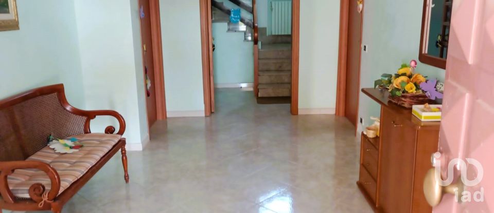 Appartamento 6 locali di 86 m² a Lamezia Terme (88046)