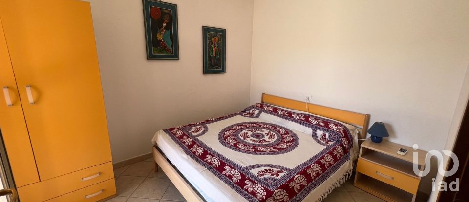 Apartment 6 rooms of 90 m² in Orosei (08028)