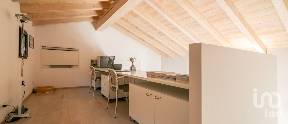 House 3 rooms of 170 m² in Cavriana (46040)