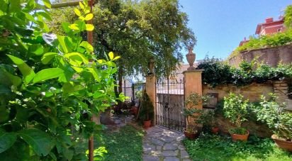 Townhouse 11 rooms of 300 m² in Ghiffa (28823)