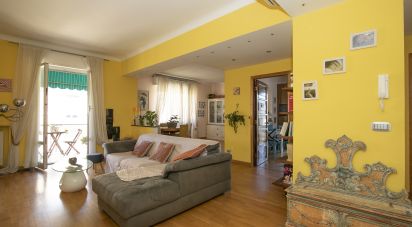 Appartamento 7 locali di 130 m² a Genova (16146)