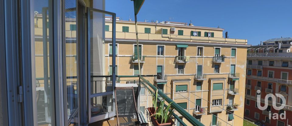 Apartment 7 rooms of 130 m² in Genova (16146)