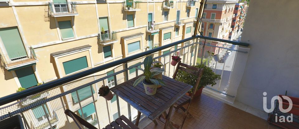 Apartment 7 rooms of 130 m² in Genova (16146)