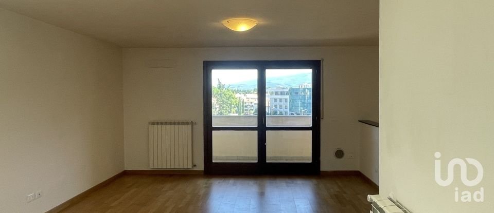 Apartment 0 rooms of 86 m² in Arezzo (52100)
