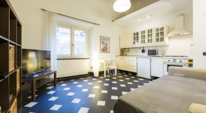 Trilocale di 60 m² a Genova (16131)